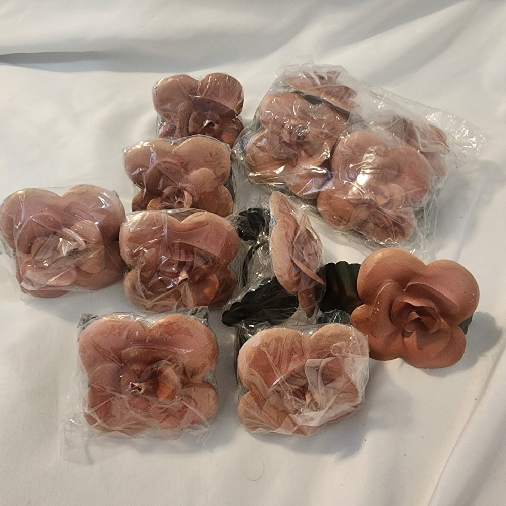 Set 12 RARE Vtg Audrey Metal Pink Rose Napkin Rings Home Decor~Philippines   833